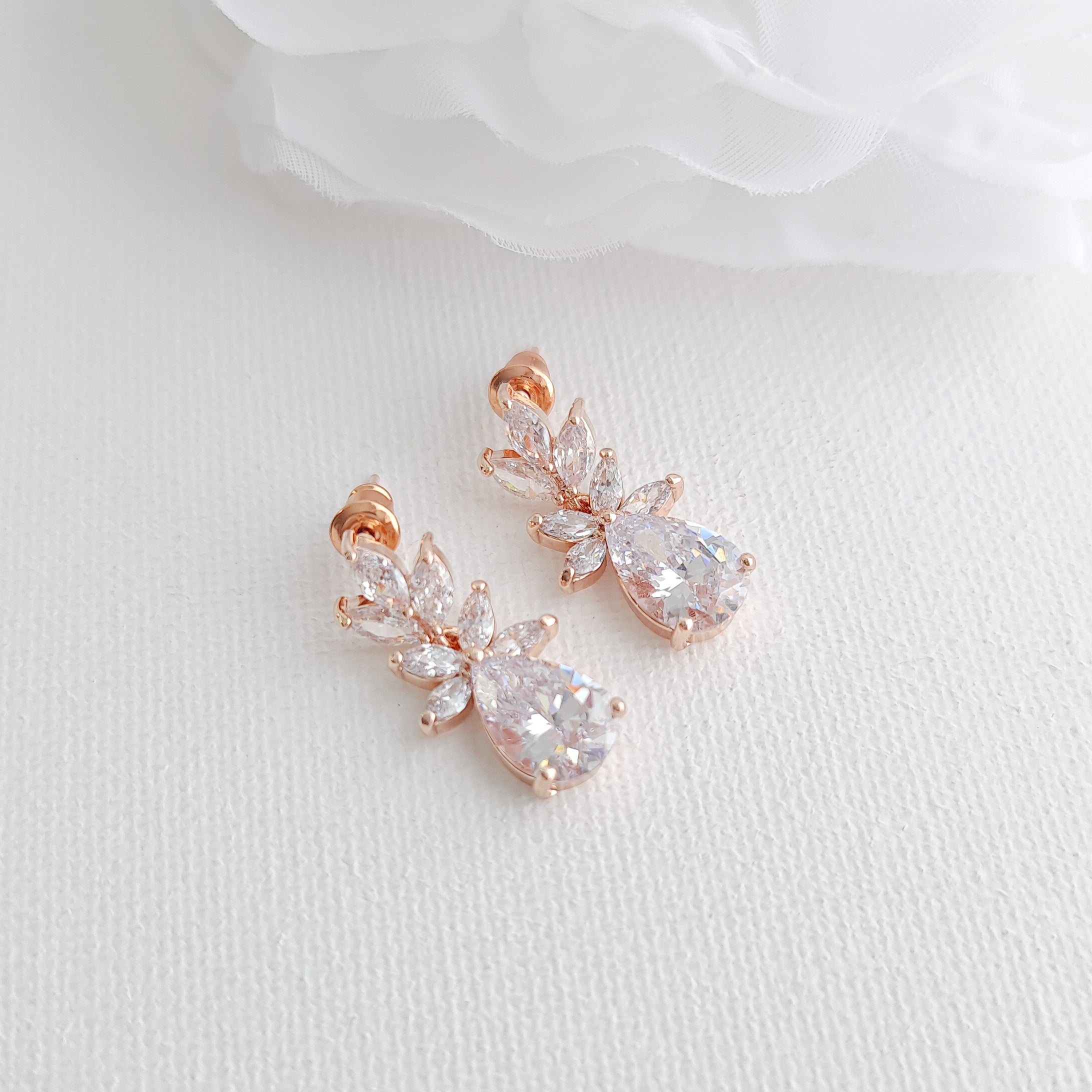 Leaf and Drop Earrings For Weddings-Stella