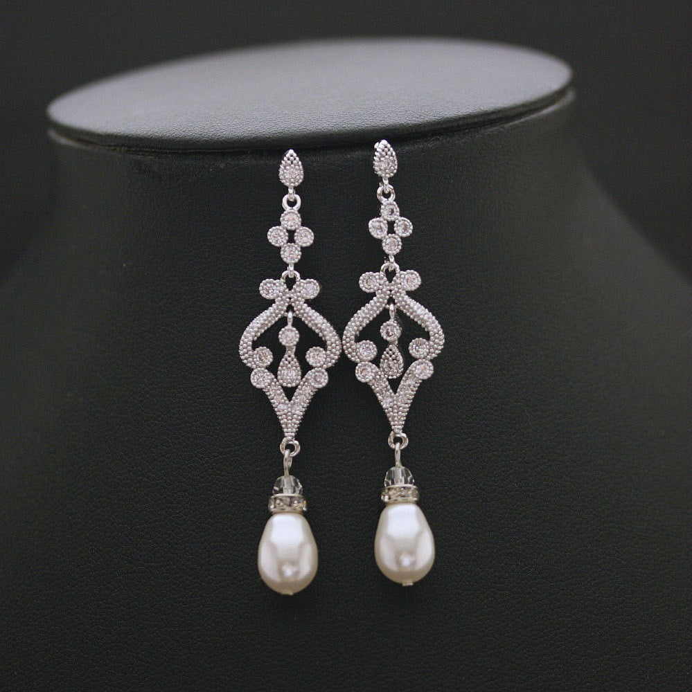 Vintage Pearl Wedding Earrings-Elizabeth