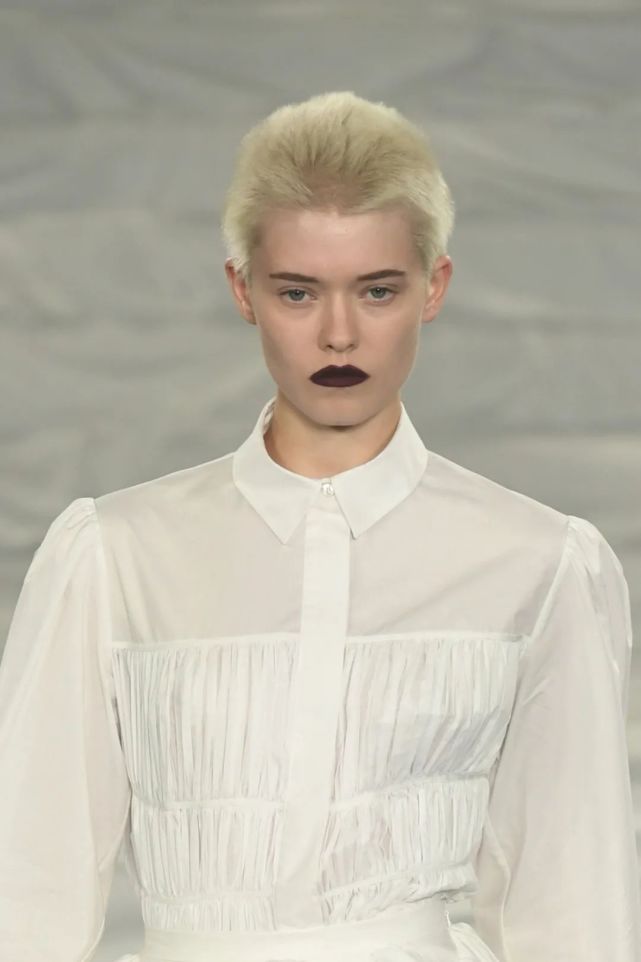 Rochas Makeup at the 2023 Spring and Summer Show