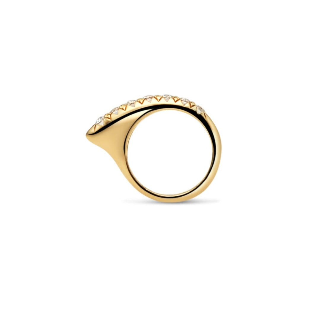 Small Crescent Diamond Ridge Ring 18K