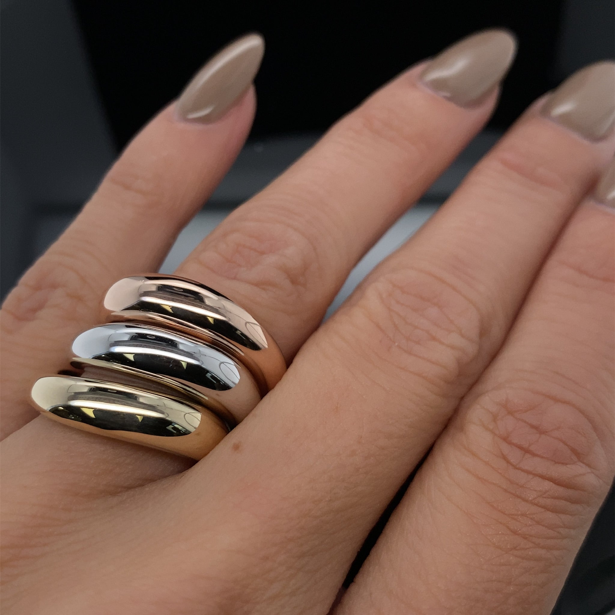 High Rise Curvy Silhouette Yellow Gold Ring