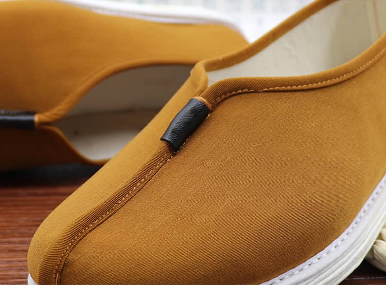 Side of the Shaolin monk shoes