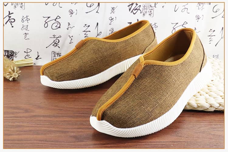 Yellow shaolin monk shoes with modern soft soles