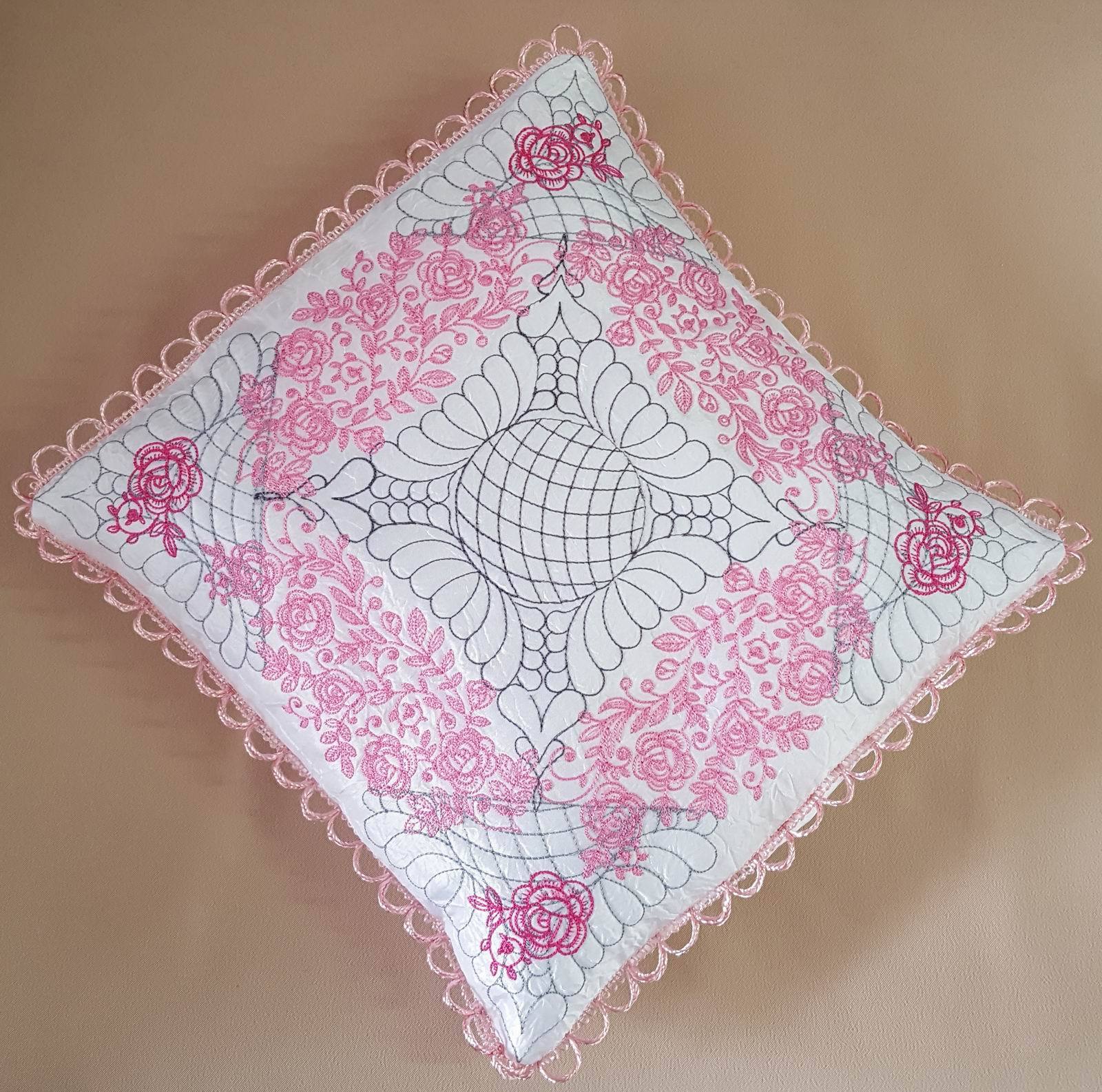 Rose Heritage Pillow Quilt Collection