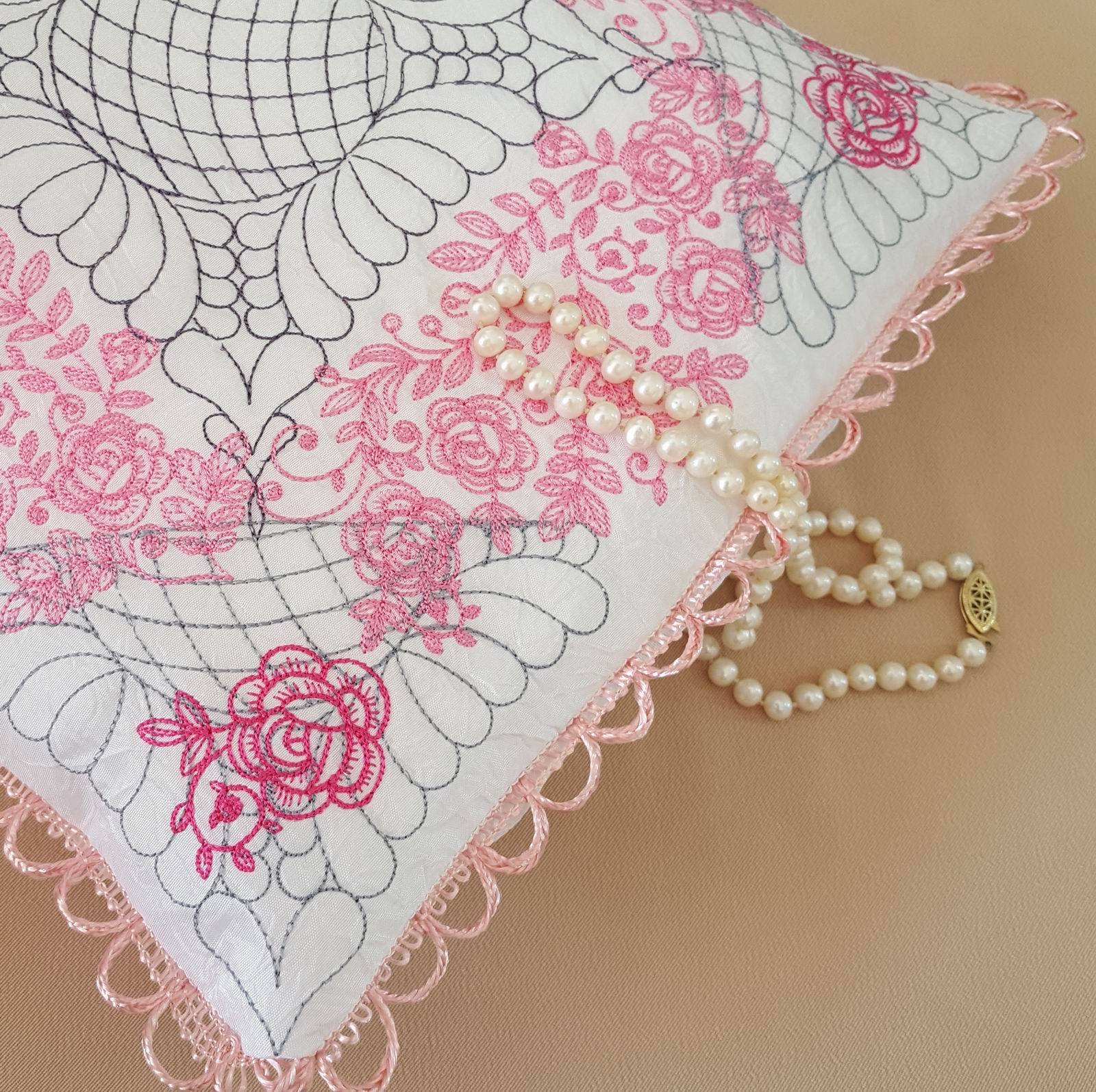 Rose Heritage Pillow Quilt Collection