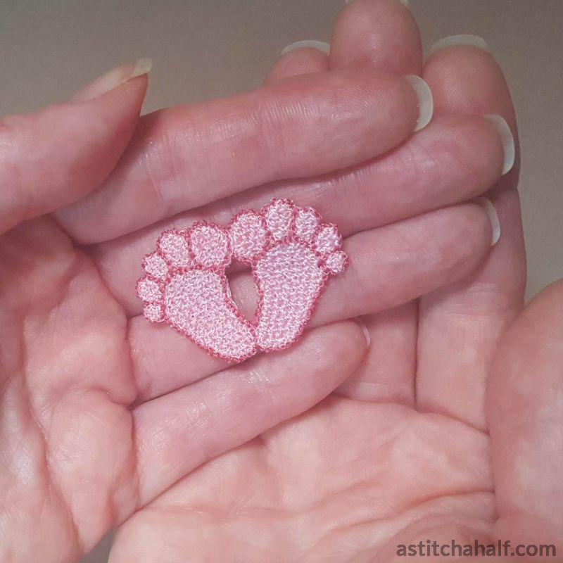 Freestanding Lace Baby Feet