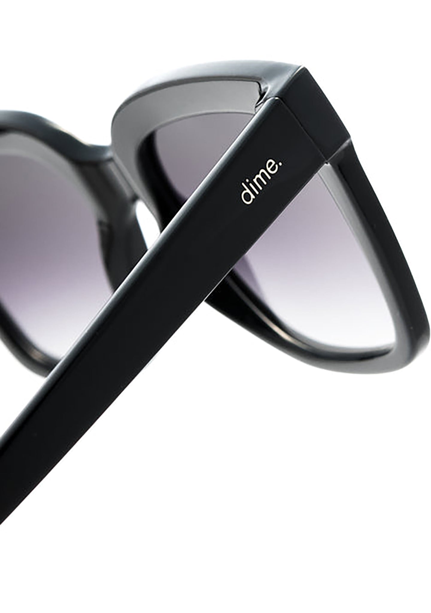 X Les Do Makeup EPTX Sunglasses in Black/Grey Gradient