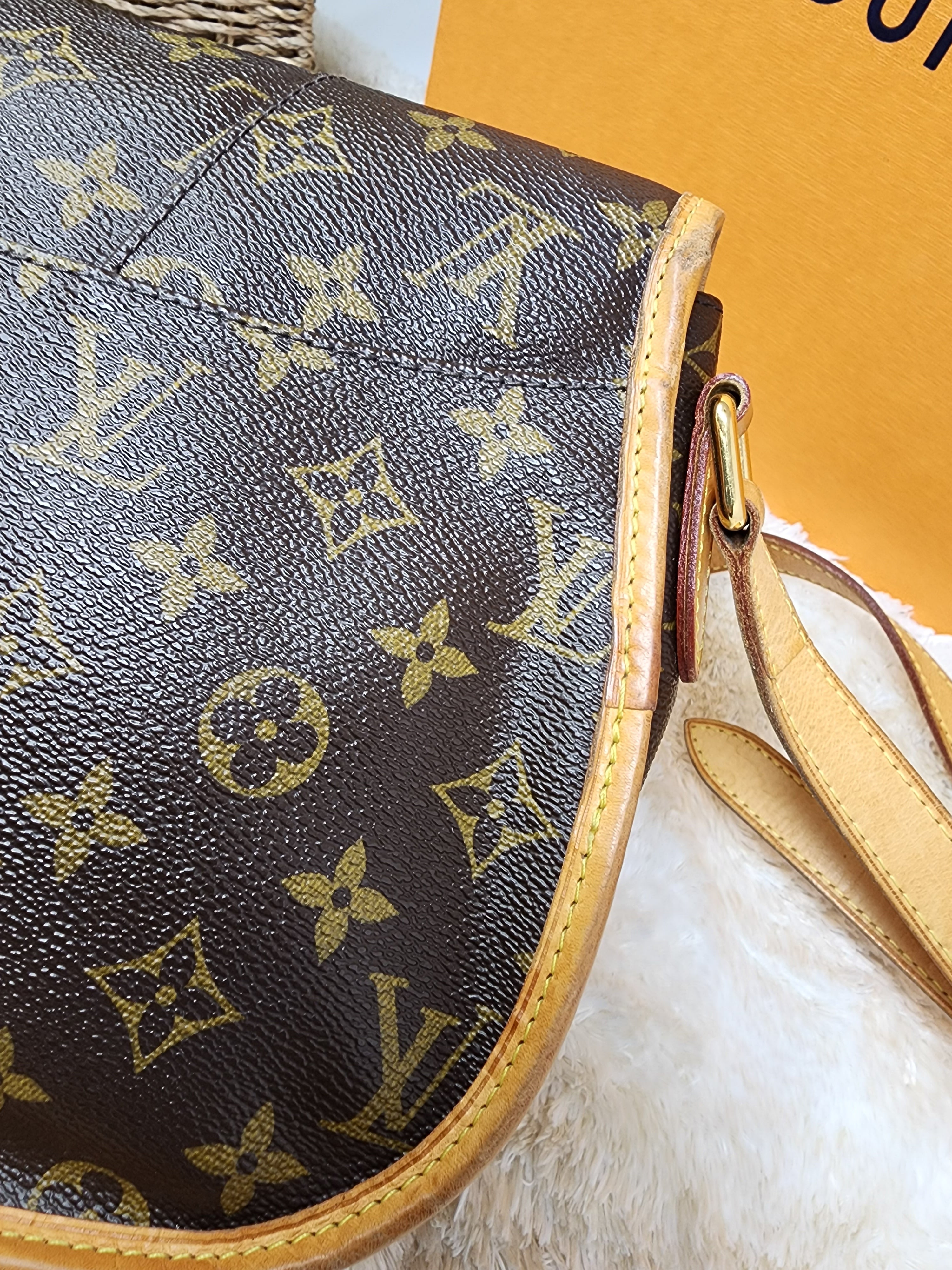 LOUIS VUITTON MENILMONTANT PM