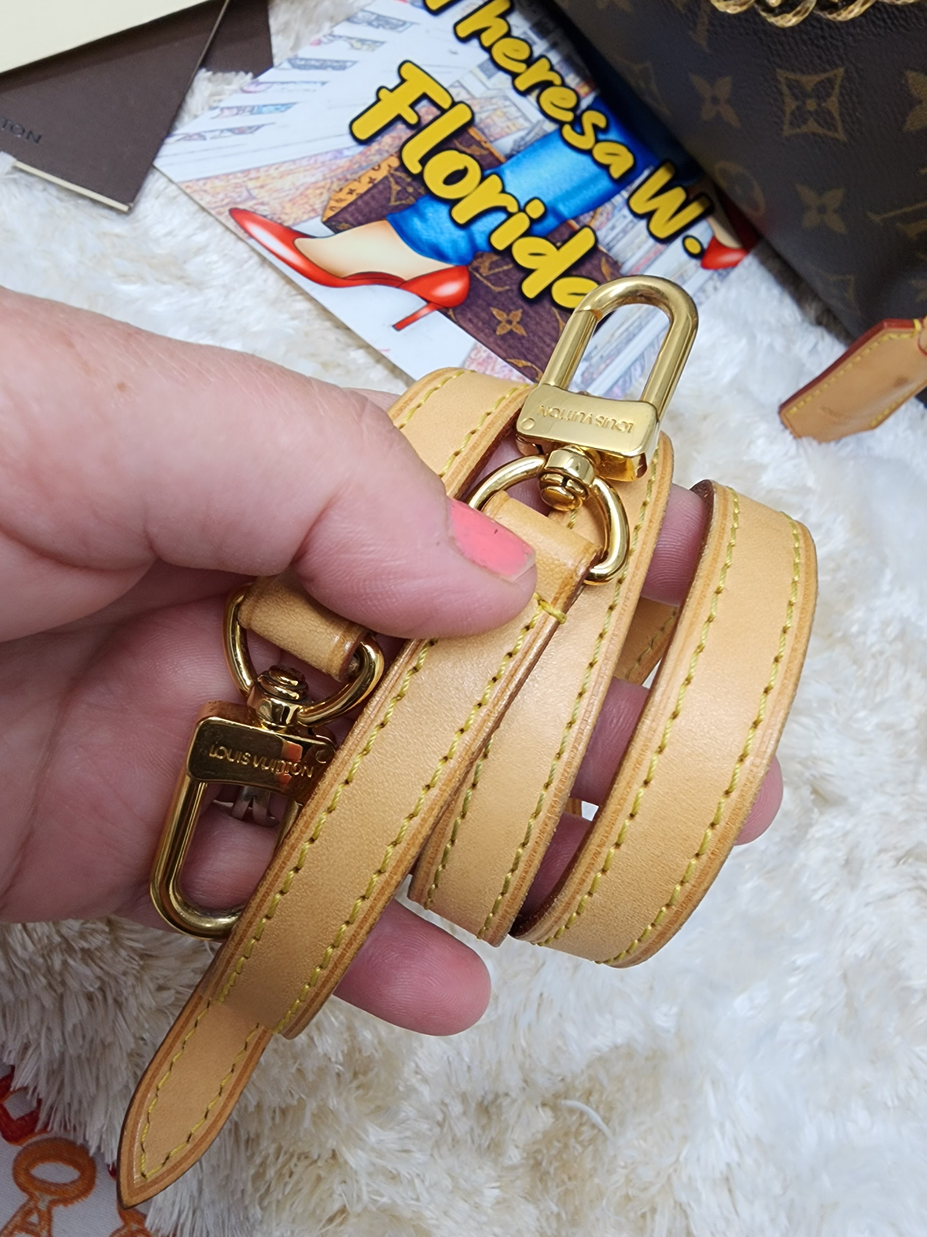 LOUIS VUITTON LOCKIT CHAIN HANDBAG